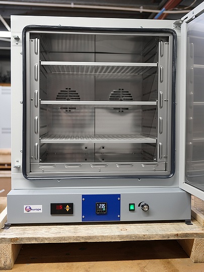 SNOL 120/300LFN, 120 litre, 300°C Laboratory Oven